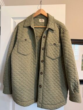 Marine Layer Quilted Overshirt Jacket in Olive